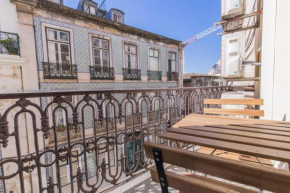 135 B - Alfama Renovated Charming Historic Flat near Baixa